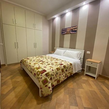 Domus Melius Apartment Castellammare di Stabia Bagian luar foto