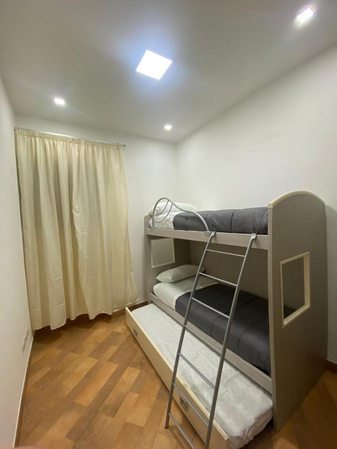 Domus Melius Apartment Castellammare di Stabia Bagian luar foto