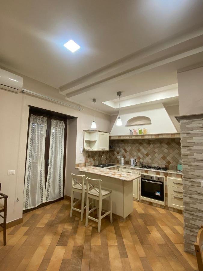 Domus Melius Apartment Castellammare di Stabia Bagian luar foto