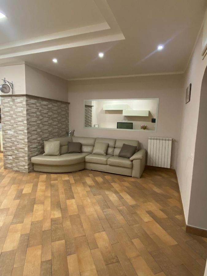 Domus Melius Apartment Castellammare di Stabia Bagian luar foto