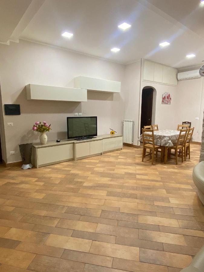 Domus Melius Apartment Castellammare di Stabia Bagian luar foto